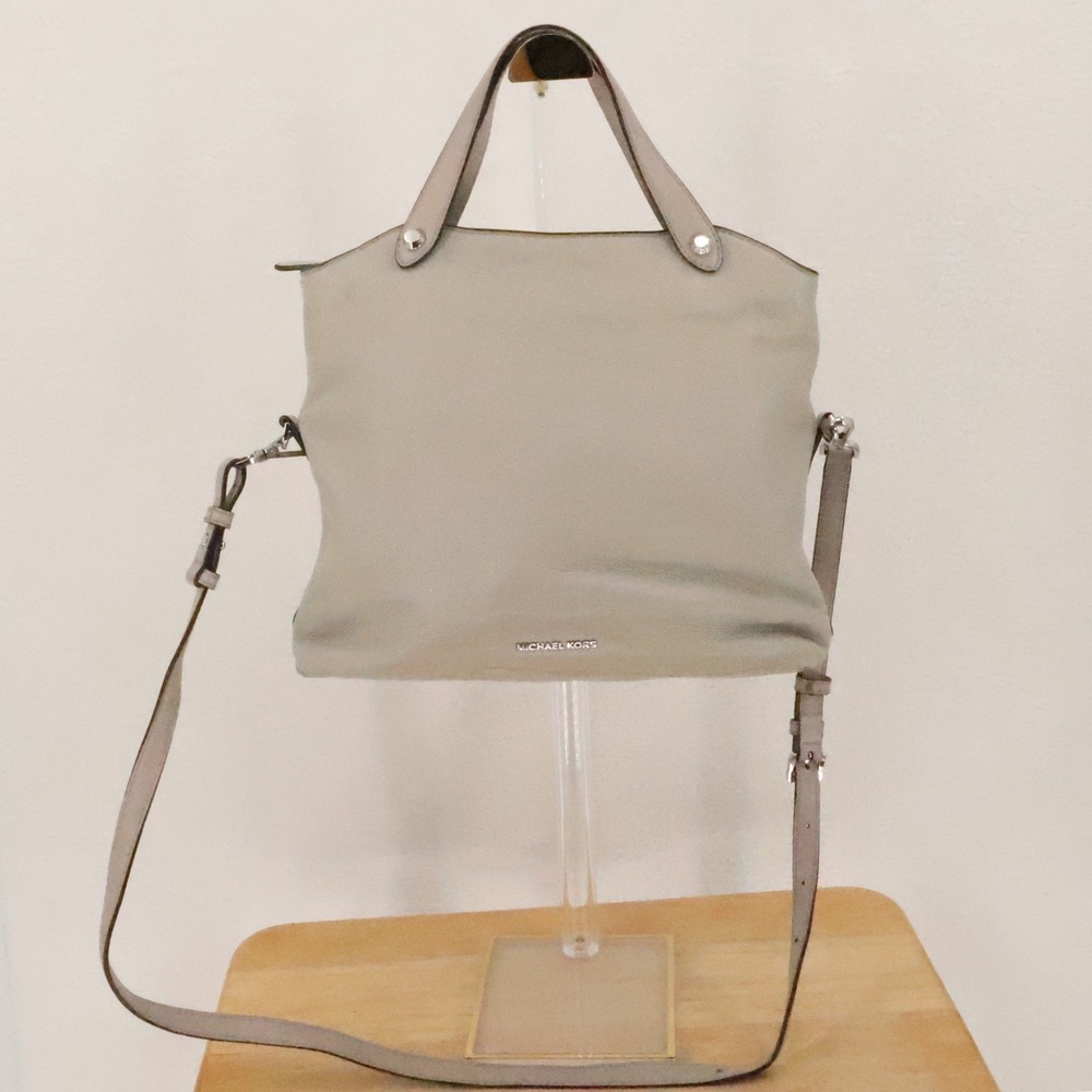 Michael Kors Hyland Messanger Bag Gray Pebbled Leather Convertible Crossbody